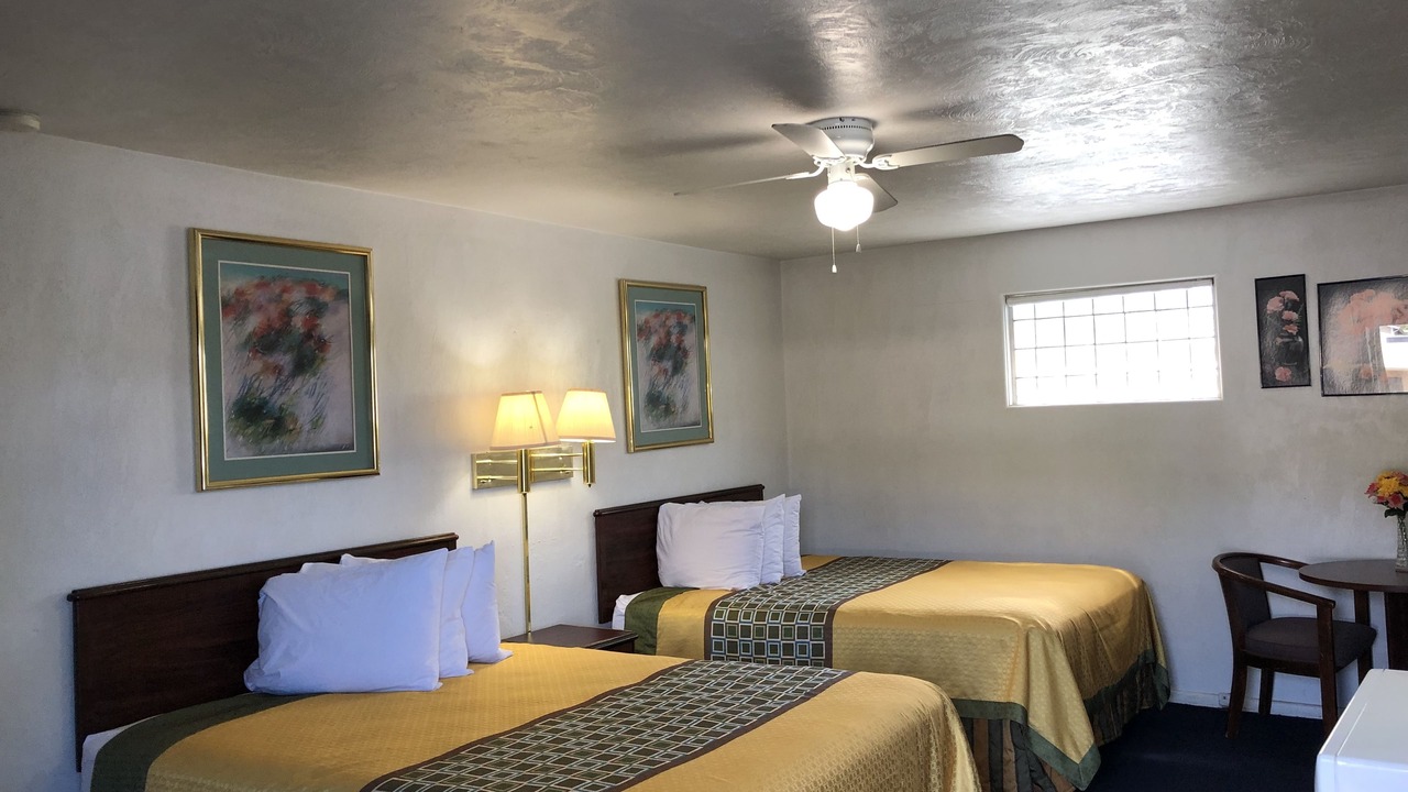 Photo of Bedroom in Reedsport