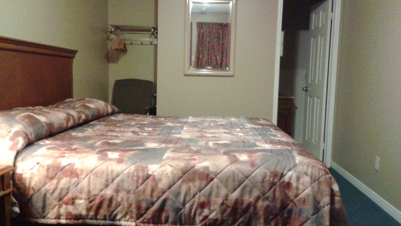 Photo of Bedroom in Wasaga Beach