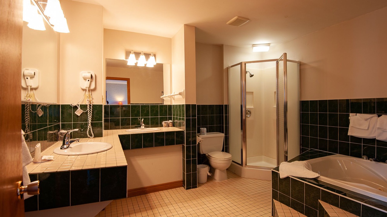 Photo of Bathroom in North River