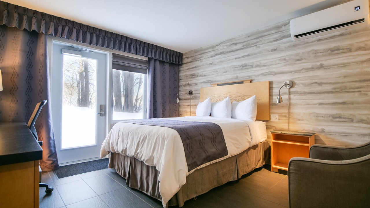 Photo of Bedroom in Carleton-sur-Mer