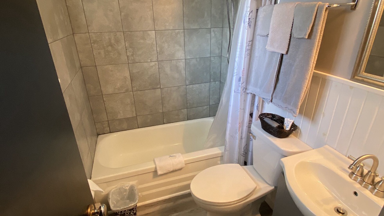 Photo of Bathroom in Rusticoville