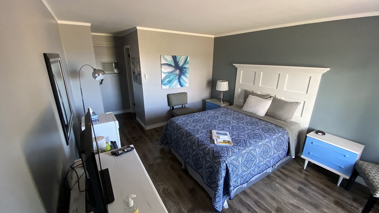 Photo of Bedroom in Rusticoville