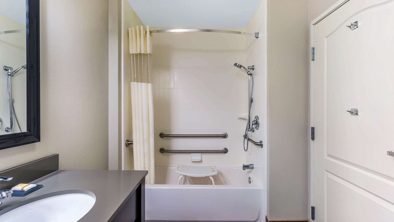 Photo of Bathroom in Monahans