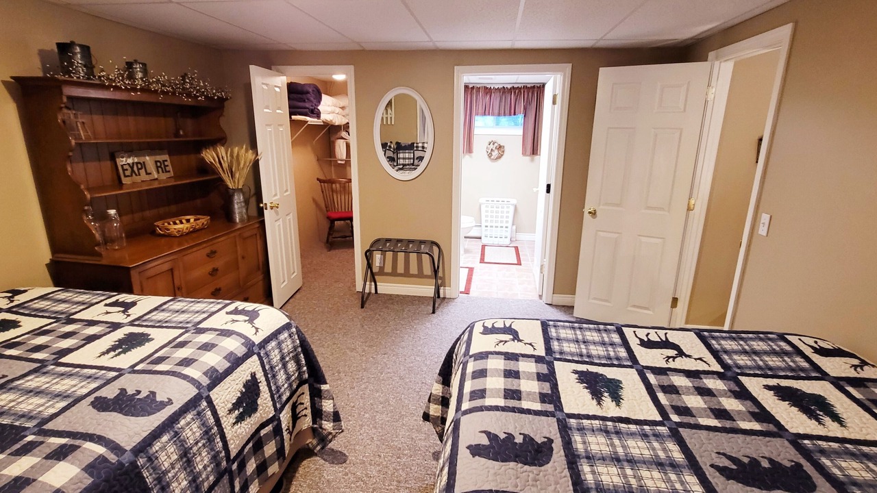 Photo of Bedroom in Colebrook