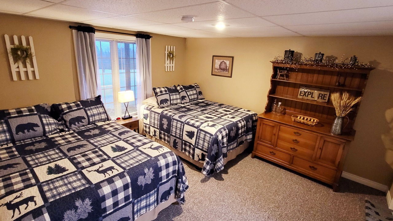 Photo of Bedroom in Colebrook