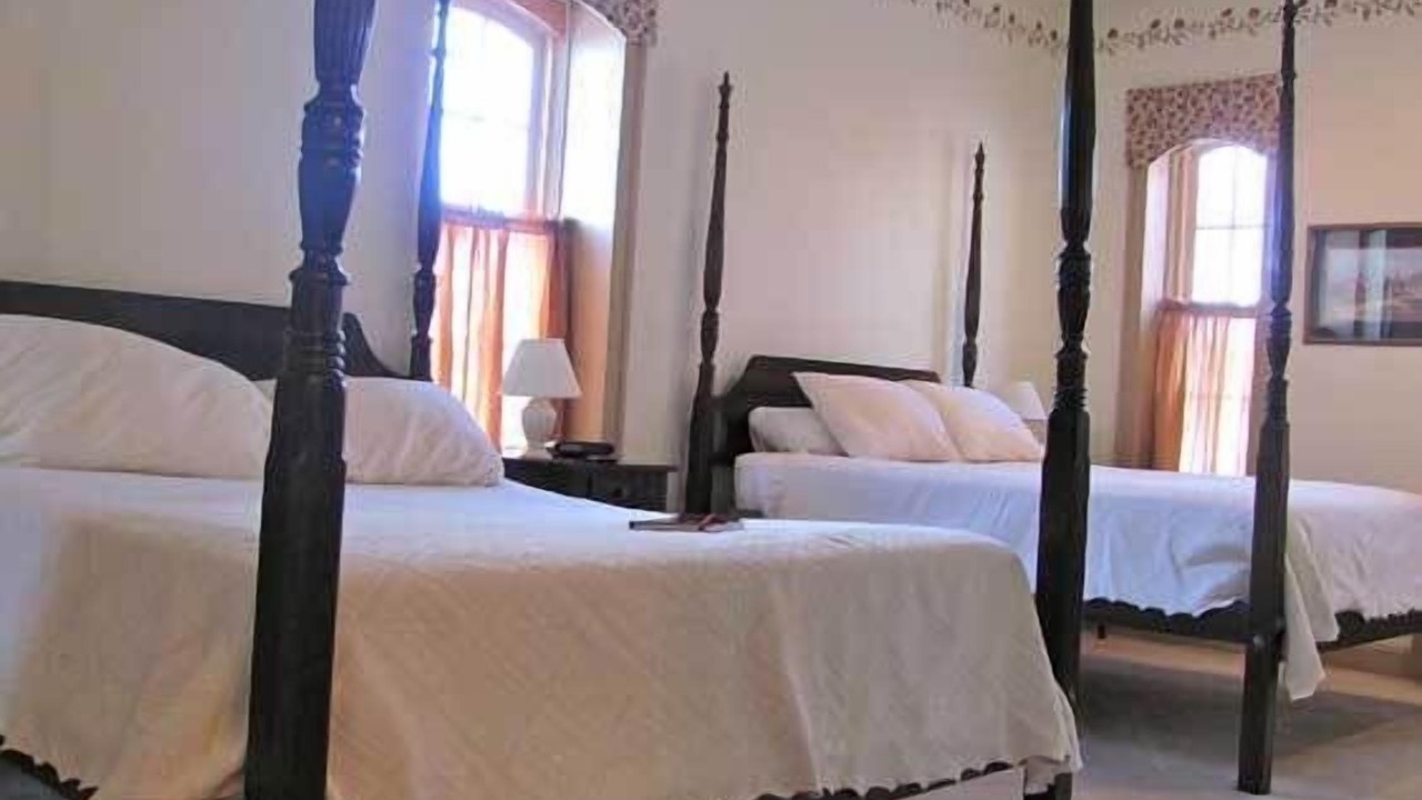 Photo of Bedroom in Geneseo