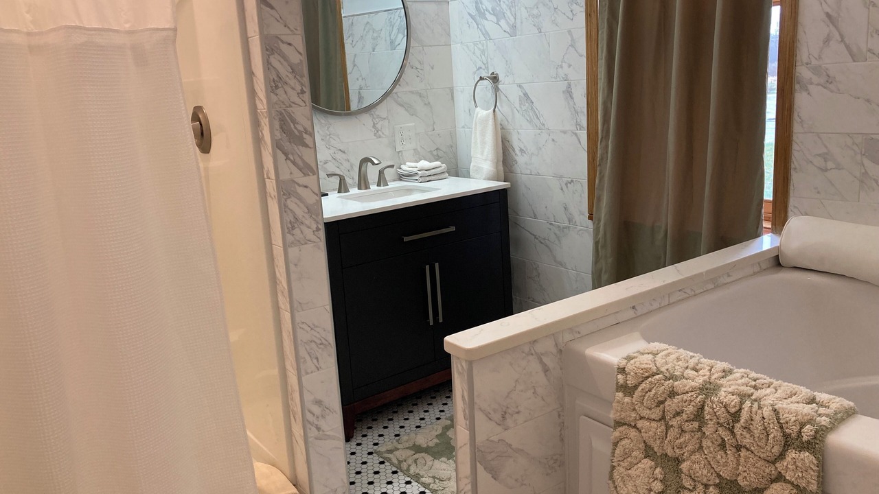 Photo of Bathroom in Geneseo