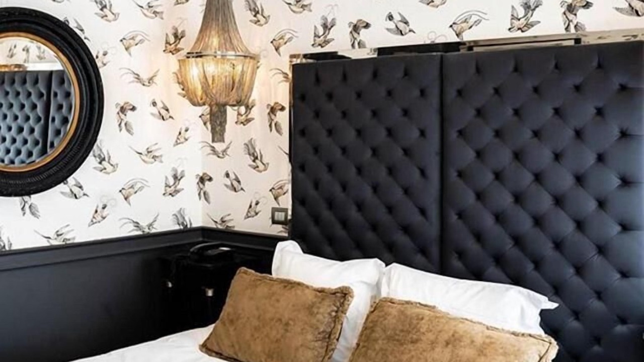 Photo of Bedroom in Faubourg-du-Roule
