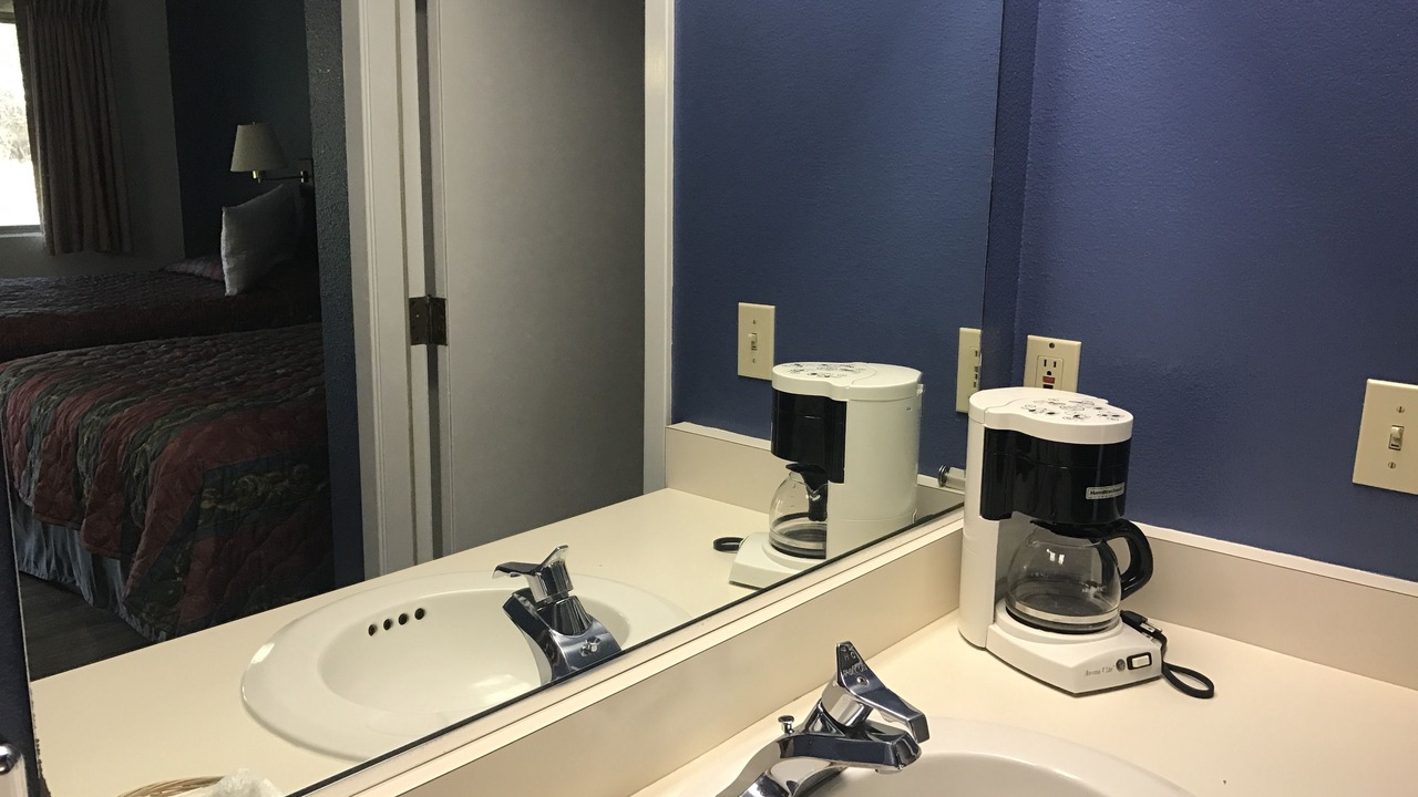 Photo of Bedroom in Kelseyville