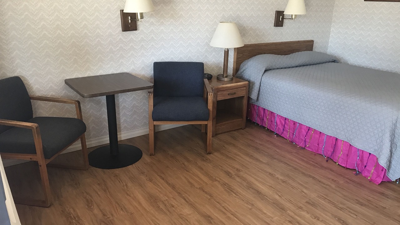 Photo of Bedroom in Kelseyville