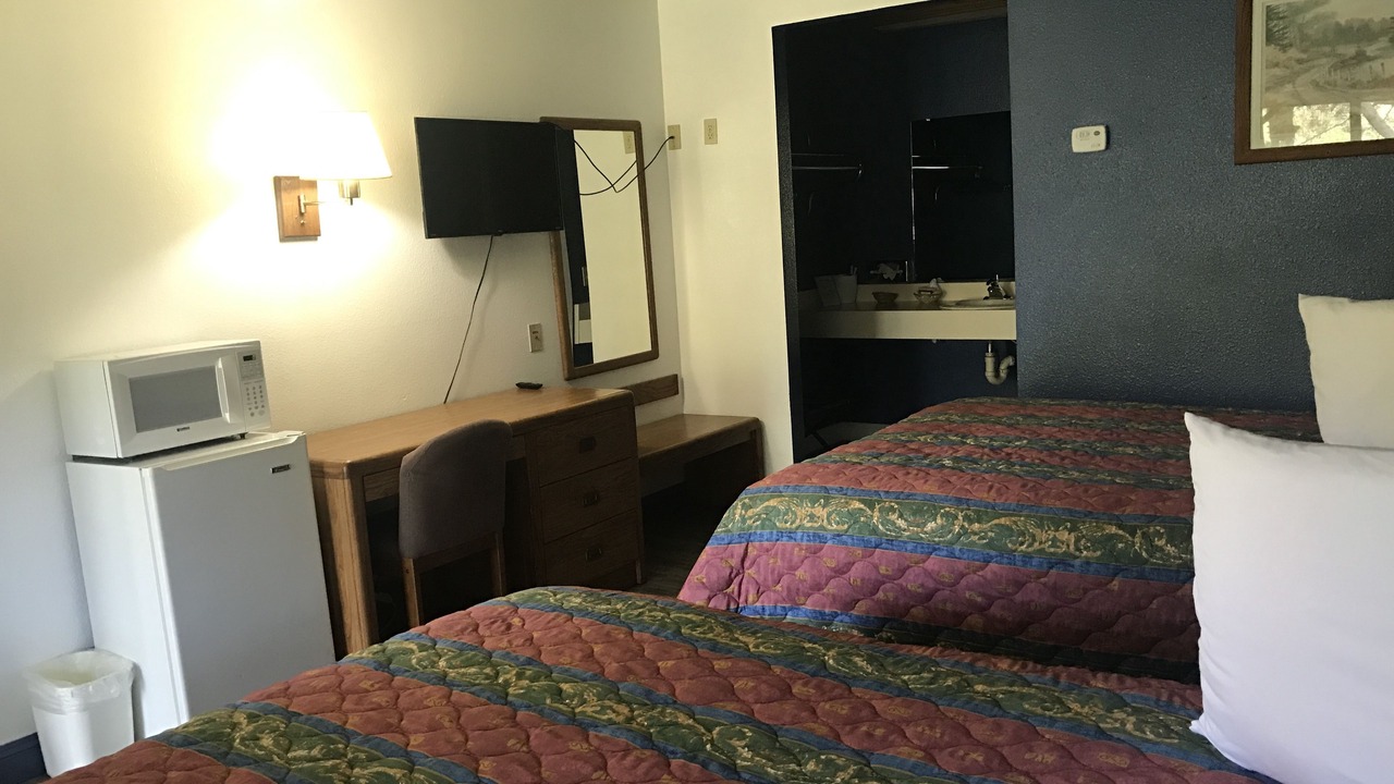 Photo of Bedroom in Kelseyville