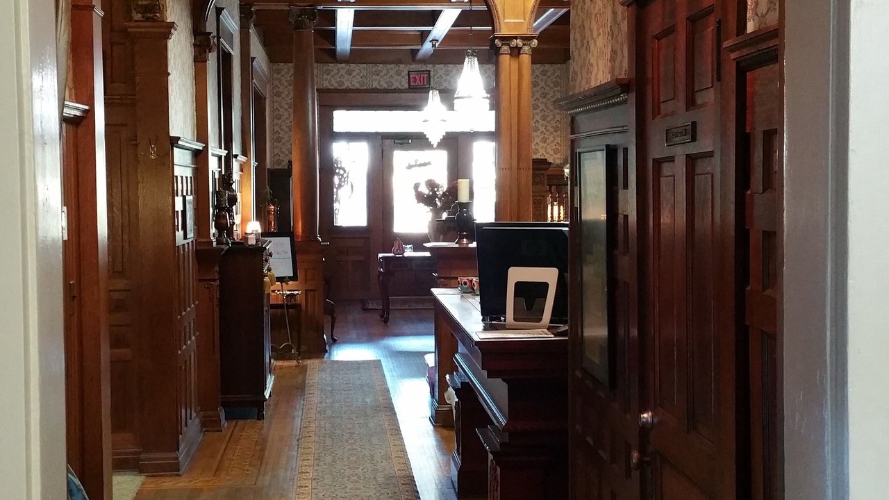 Photo of Others in Helena