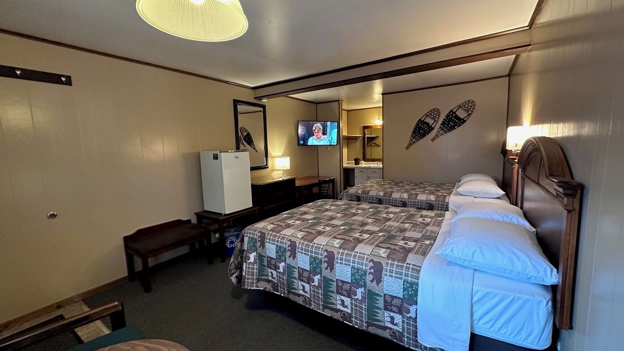 Photo of Bedroom in Inlet