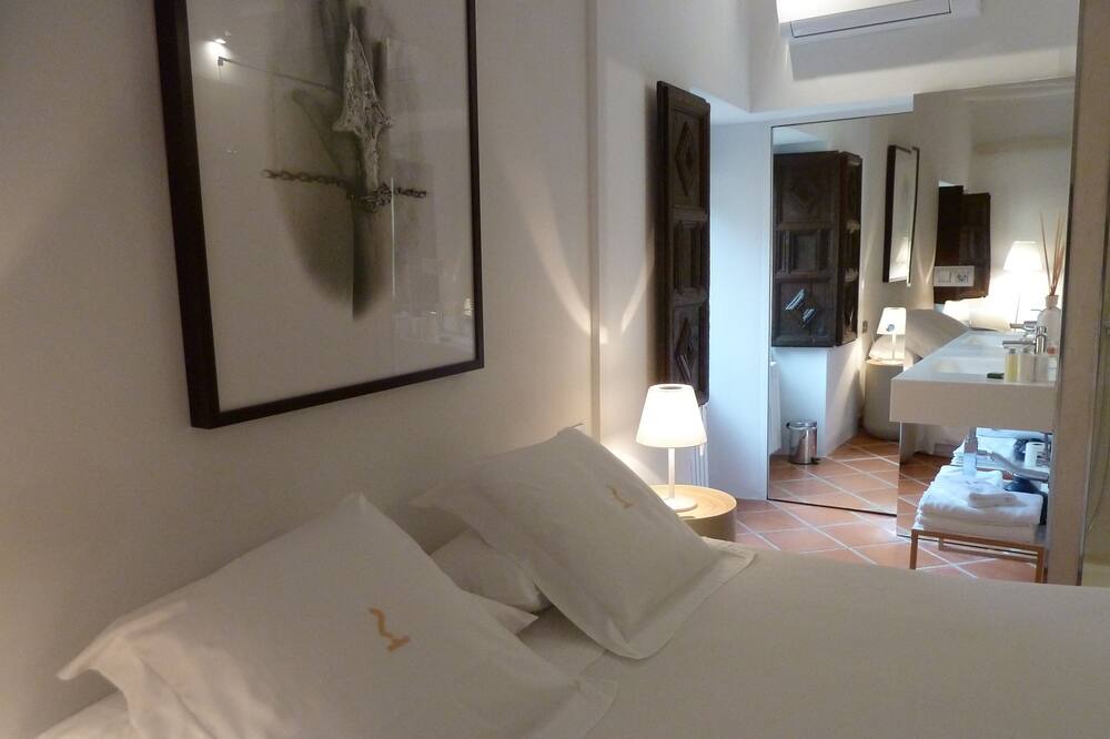 Photo of Bedroom in Calaceite
