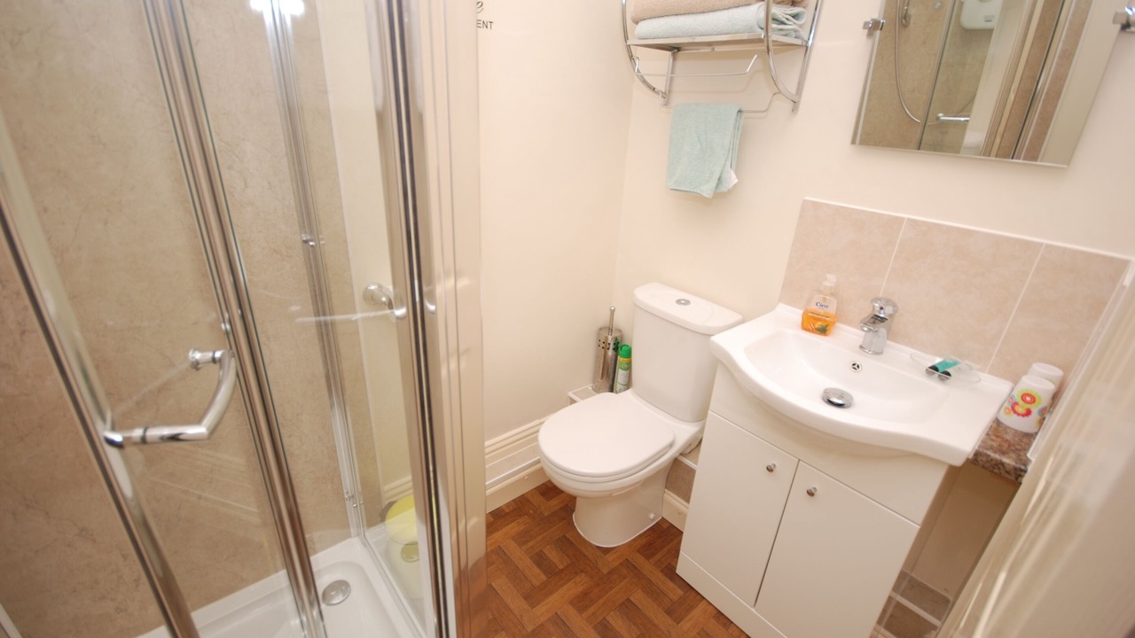 Photo of Bathroom in Shanklin