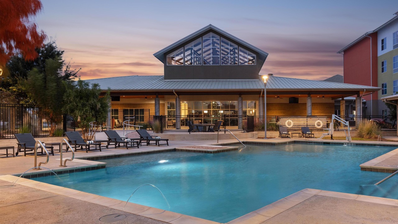 Photo of Outdoor in McNeil
