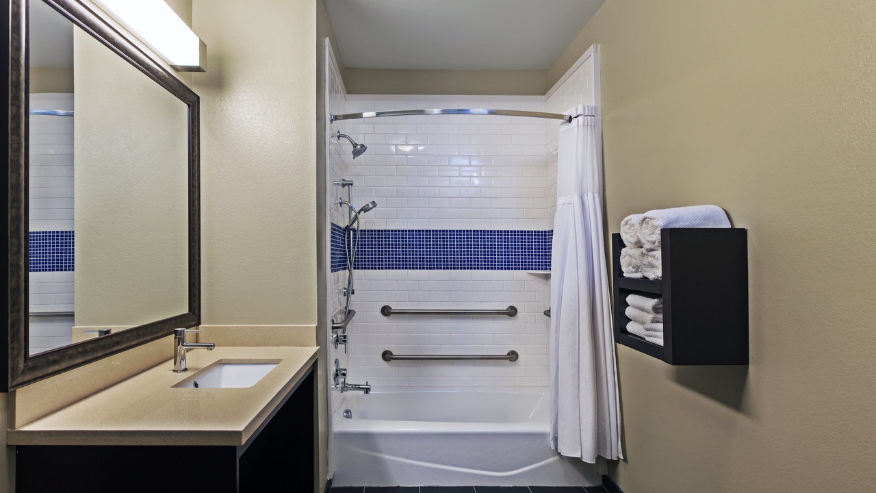 Photo of Bathroom in Fossil Creek
