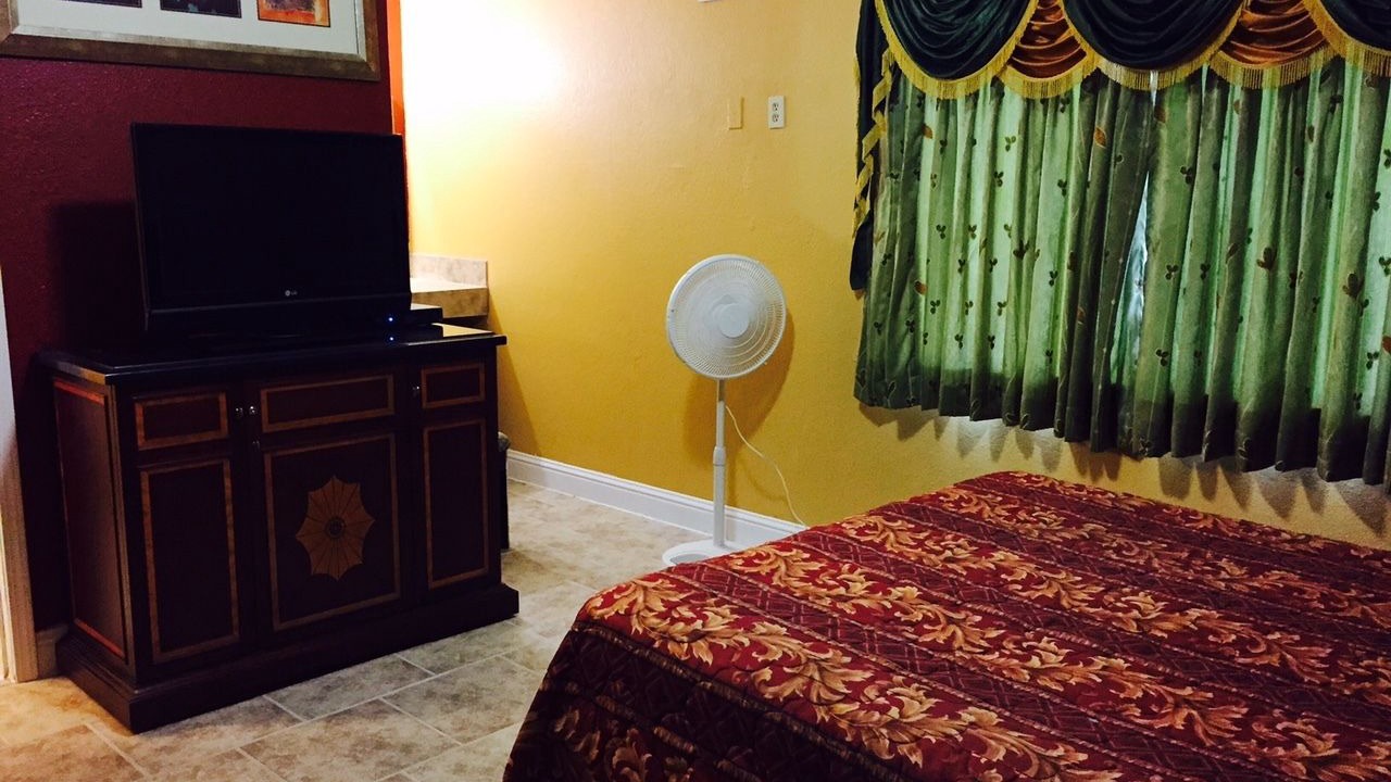 Photo of Others in Mosswood