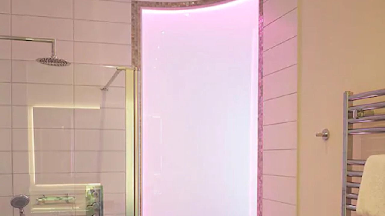 Photo of Bathroom in Horndon-on-the-Hill