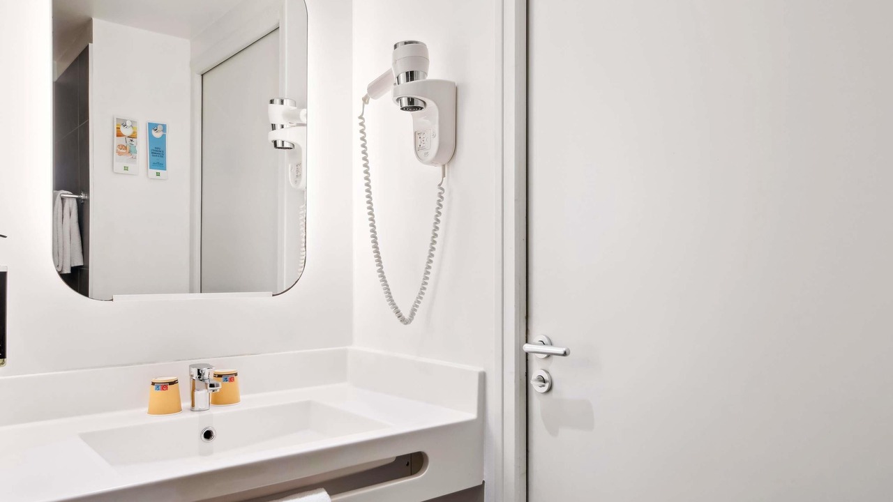 Photo of Bedroom in Tremblay-les-Gonesse