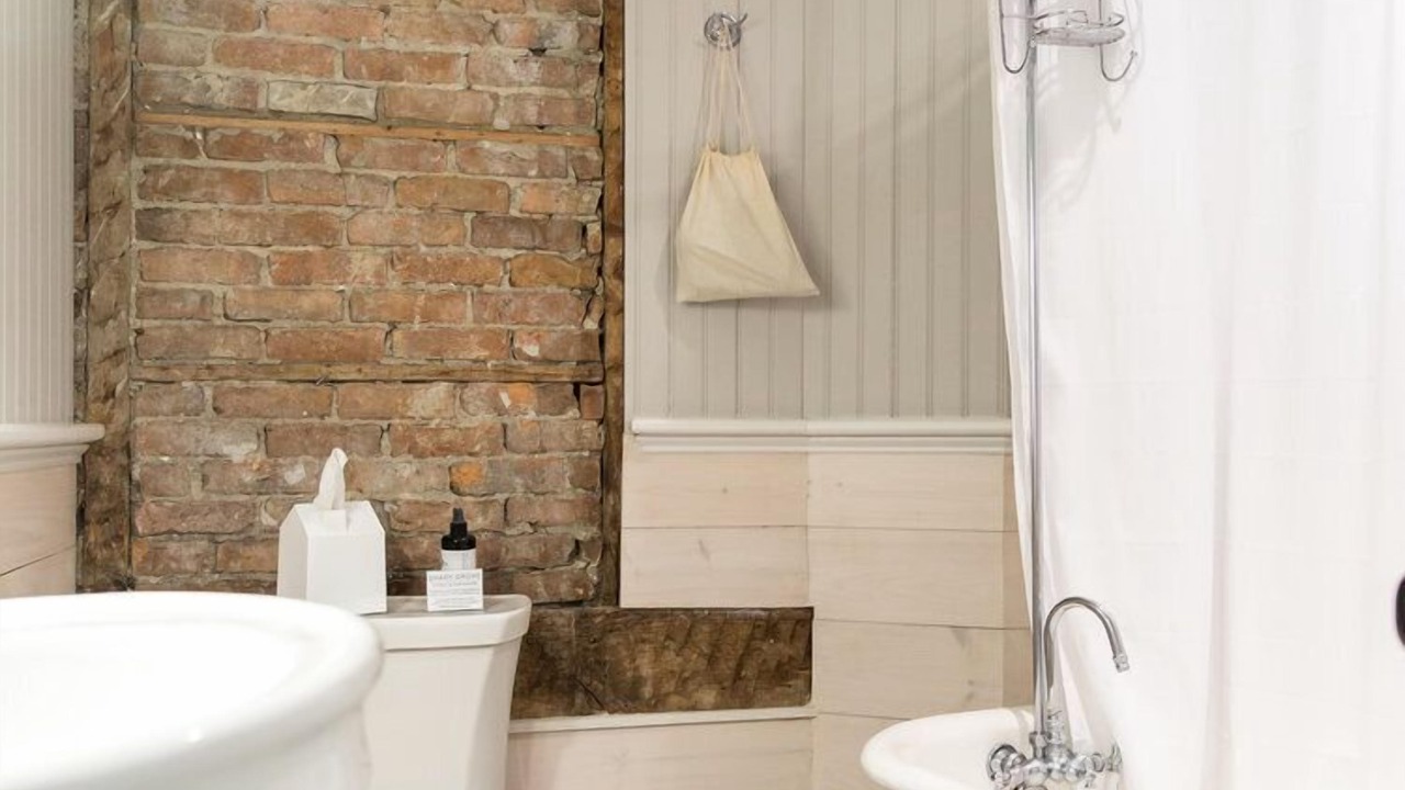 Photo of Bathroom in Hudson