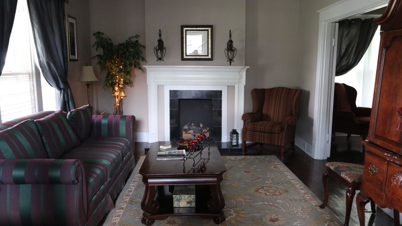 Photo of Livingroom in Lancaster