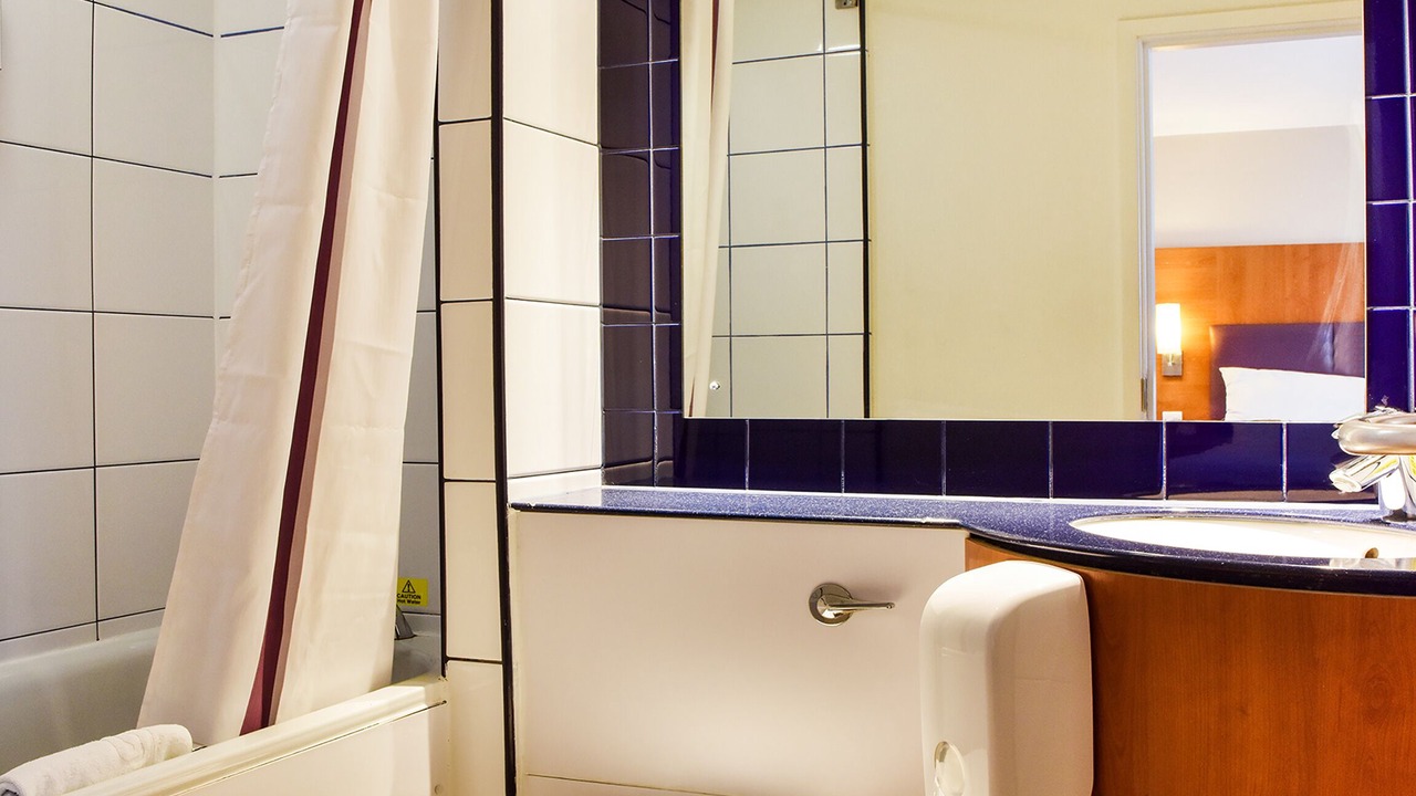 Photo of Bathroom in Mackworth