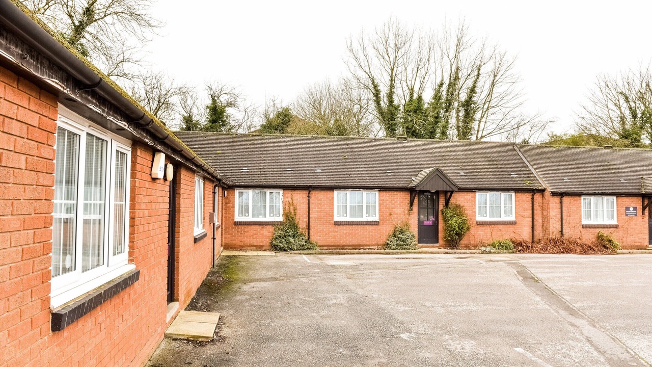 Photo of Others in Mackworth