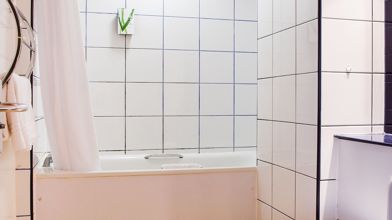 Photo of Bathroom in Mackworth