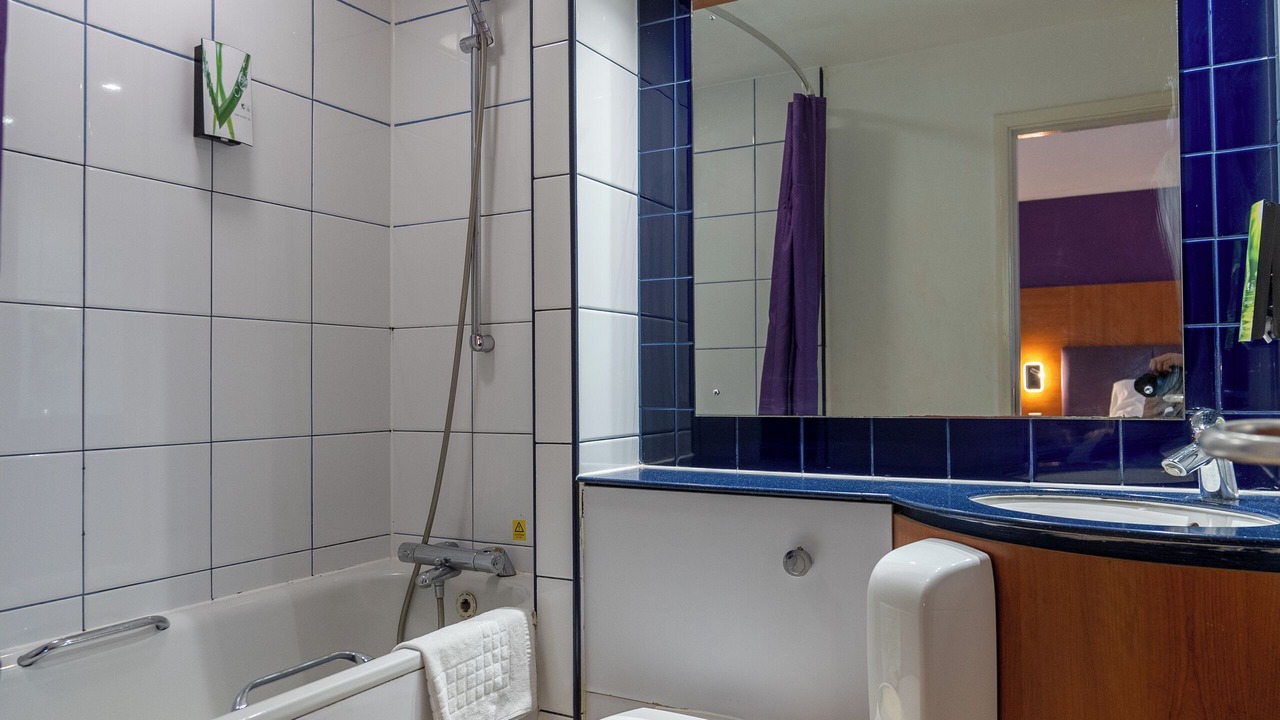 Photo of Bathroom in Mackworth