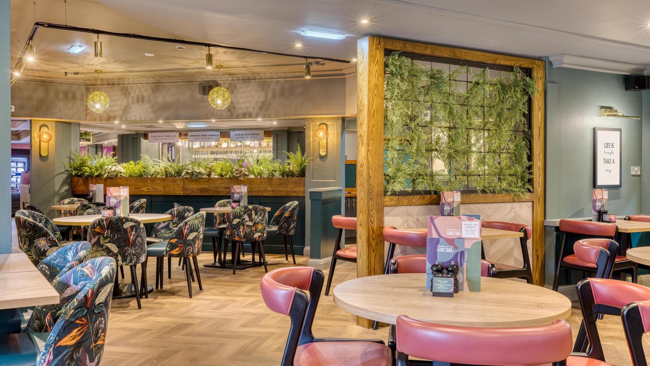 Photo of Others in Paisley