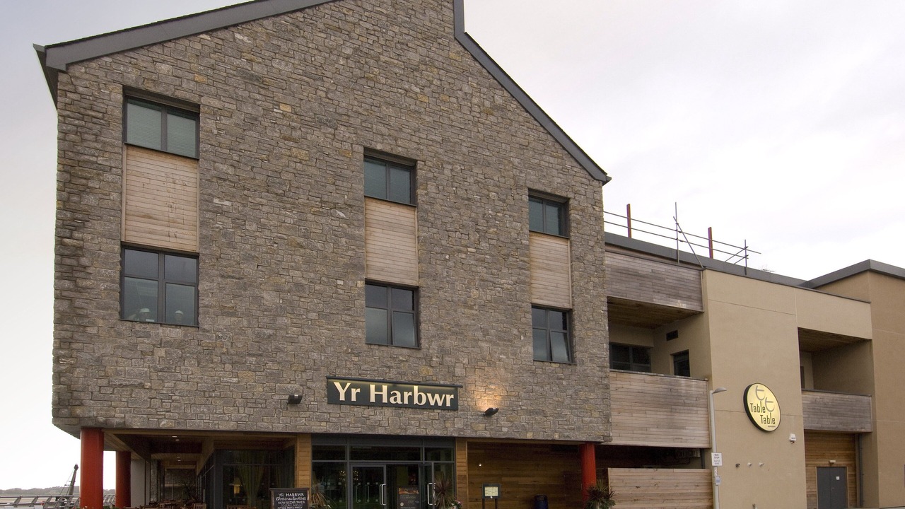 Photo of Outdoor in Bont Newydd