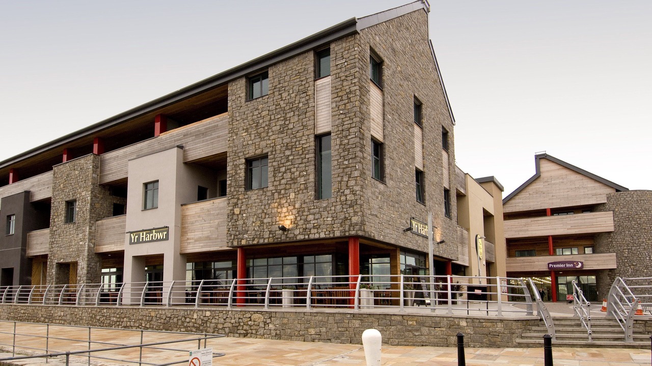 Photo of Outdoor in Bont Newydd