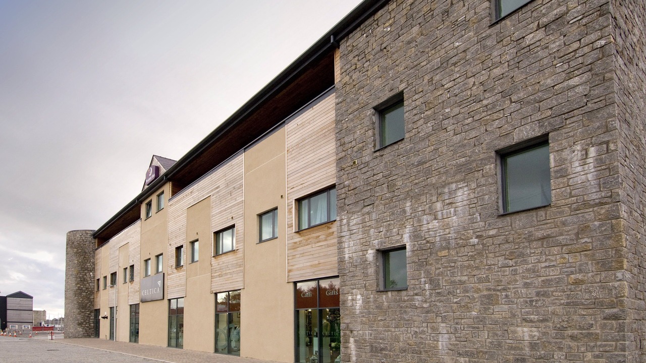 Photo of Outdoor in Bont Newydd