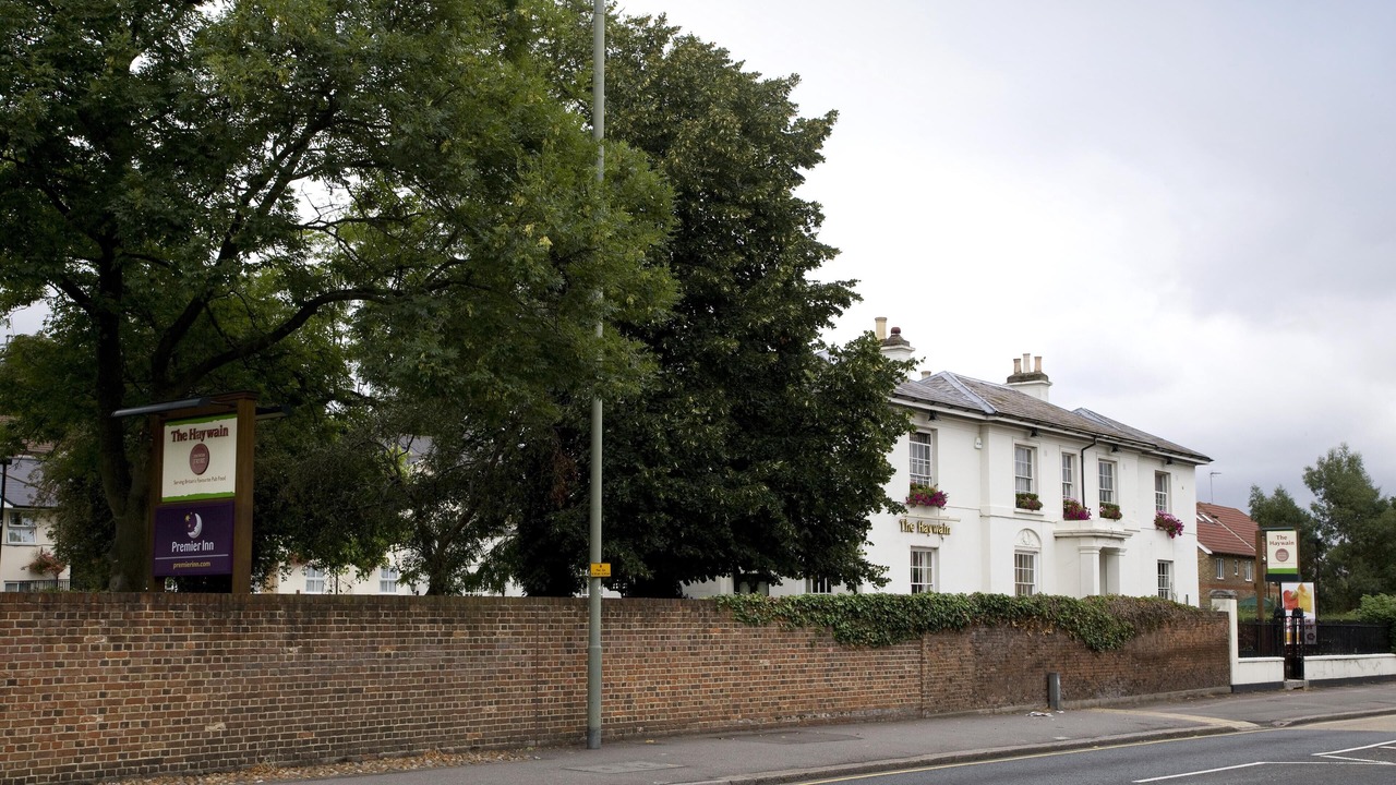 Photo of Outdoor in Epsom