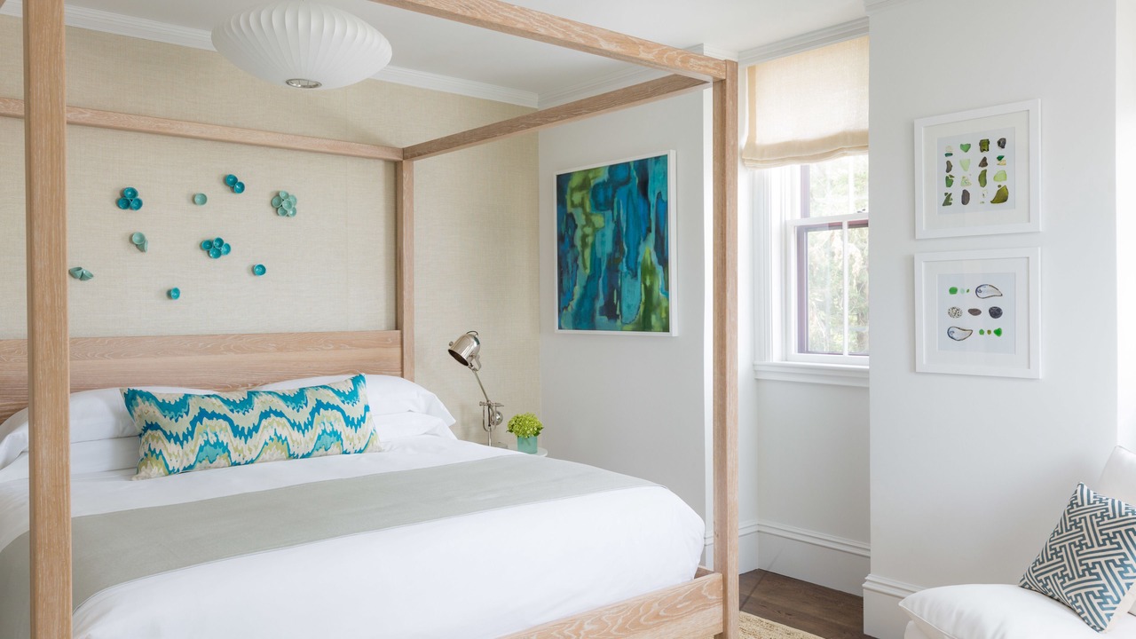 Photo of Others in Nantucket Town