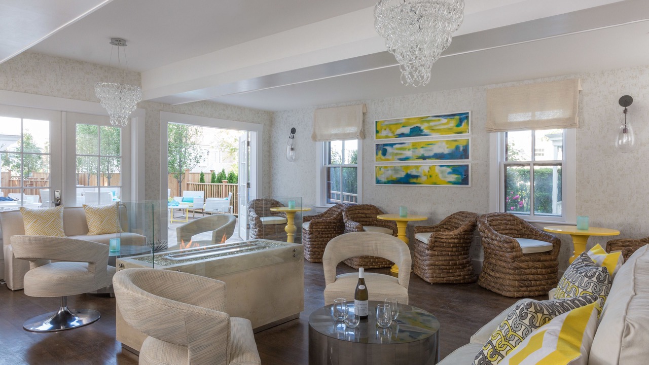 Photo of Others in Nantucket Town