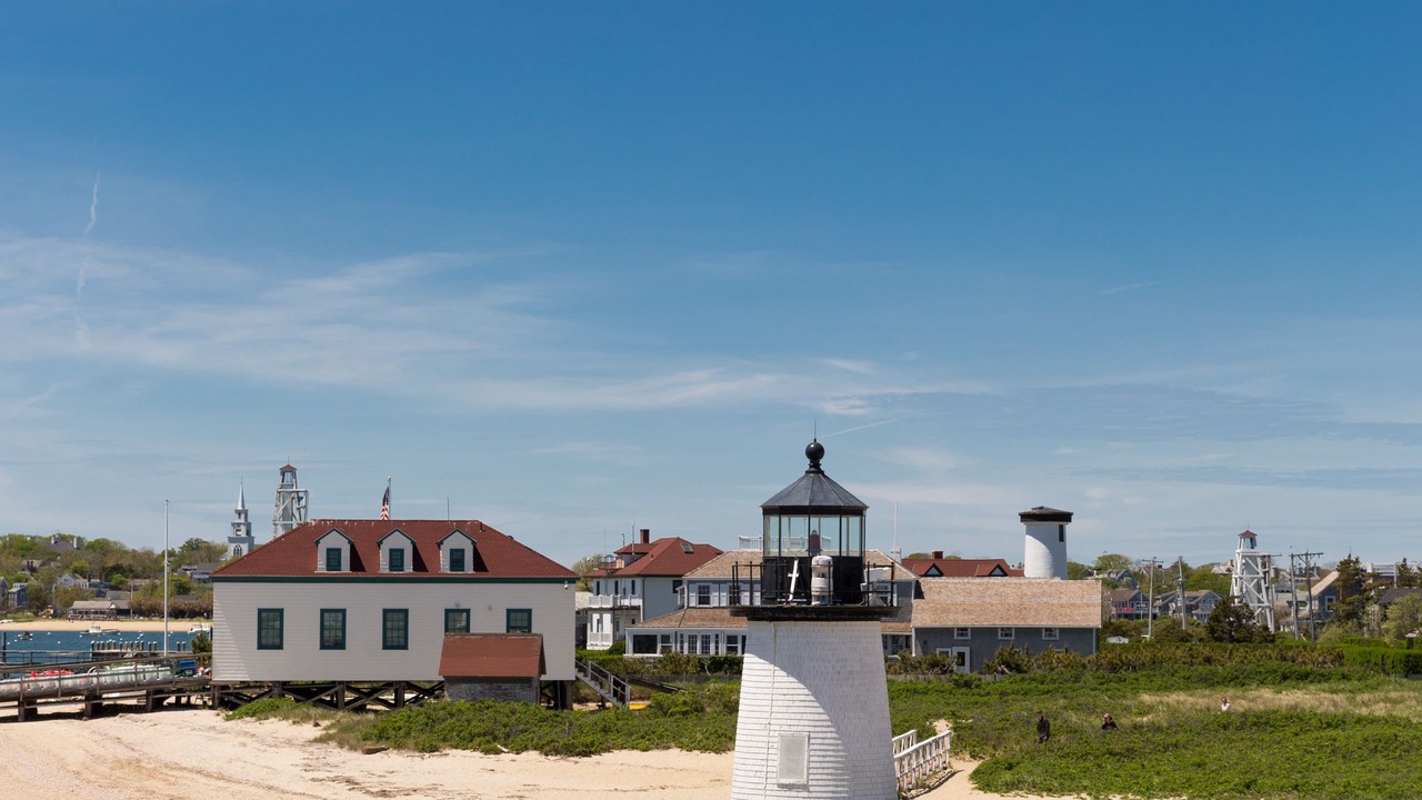 Photo of Others in Nantucket Town