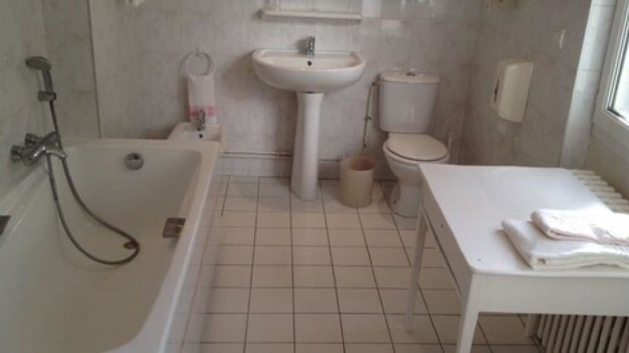 Photo of Bathroom in Besancon Old Town