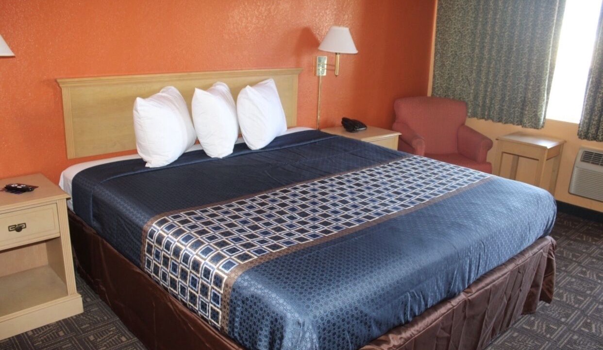 Photo of Bedroom in Hutchinson
