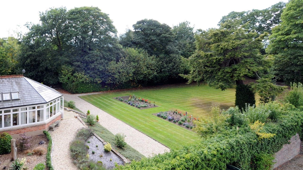 Photo of Others in Wem