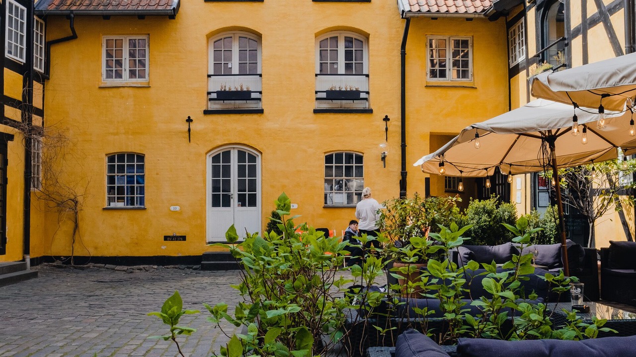 Photo of Outdoor in Nyhavn - Amalienborg
