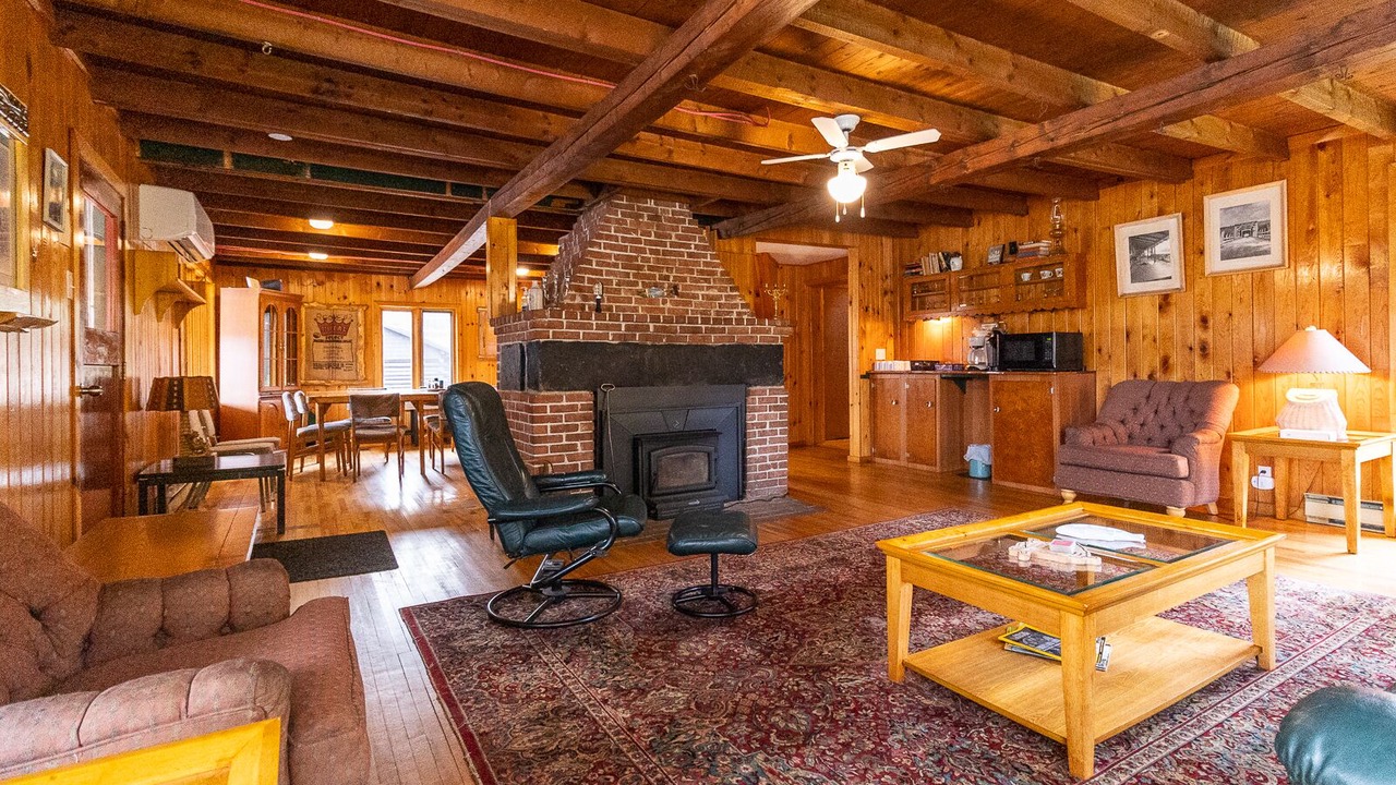 Photo of Livingroom in Ludlow