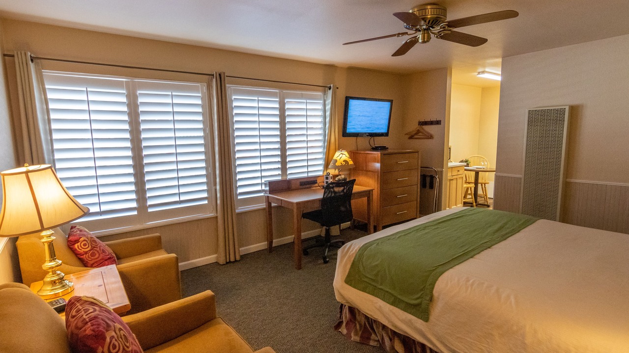 Photo of Bedroom in June Lake