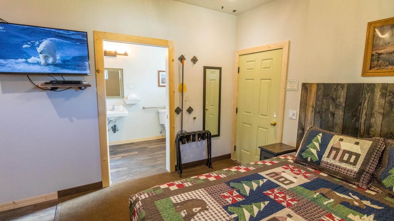 Photo of Bedroom in June Lake