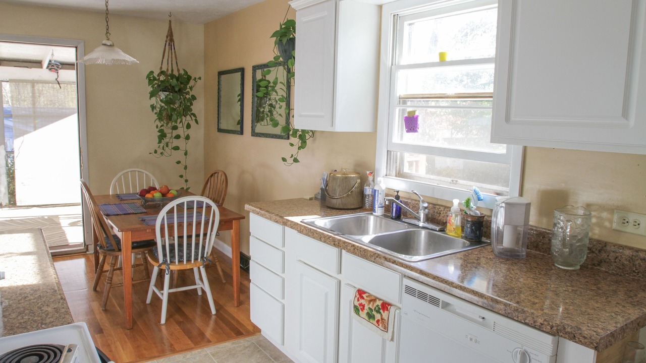 Photo of Kitchen in Woolen Mills