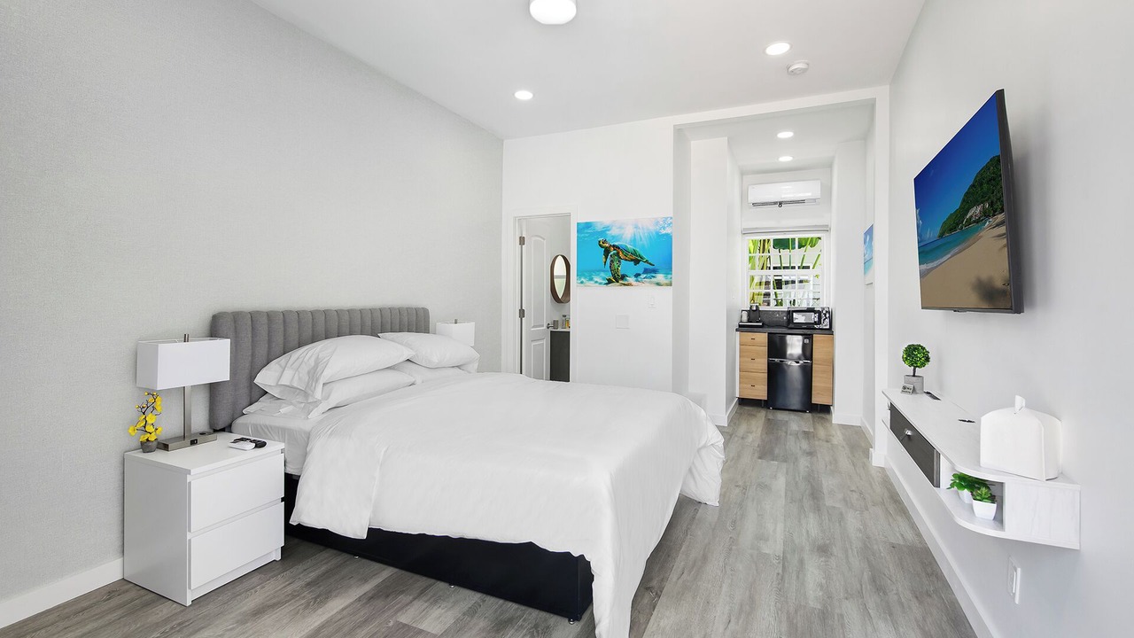 Photo of Bedroom in Lauderdale Beach