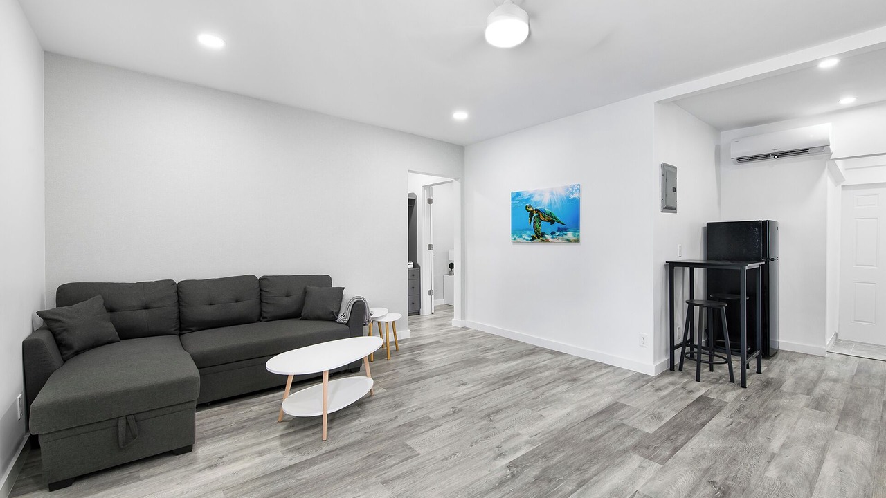 Photo of Others in Lauderdale Beach