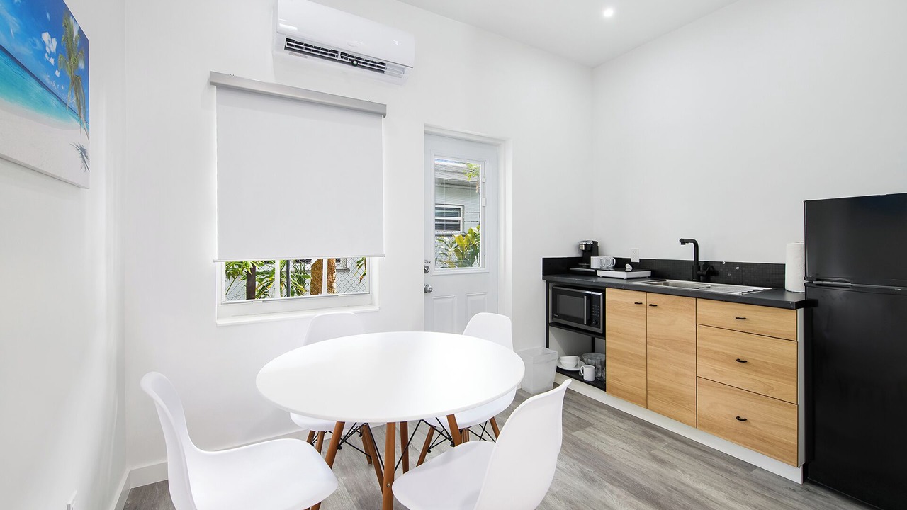 Photo of Kitchen in Lauderdale Beach