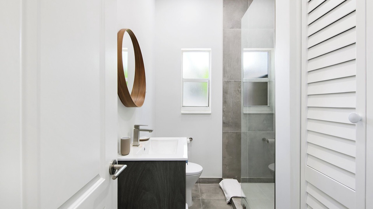 Photo of Bathroom in Lauderdale Beach